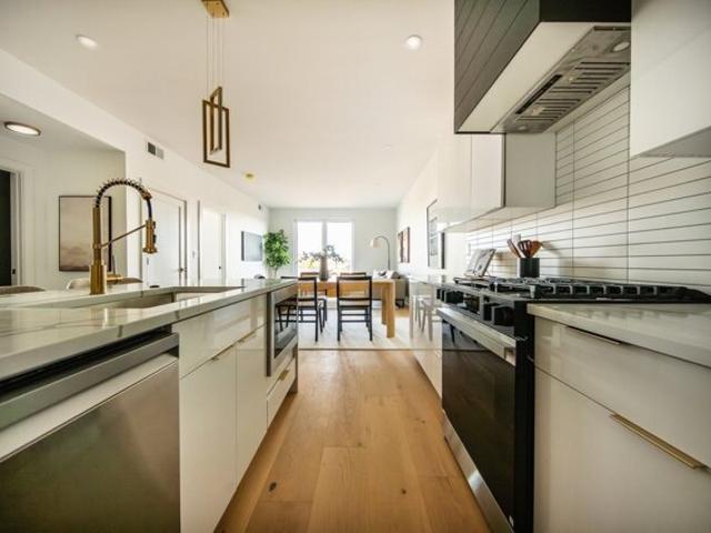 Condo for sale in Quincy Center, Quincy