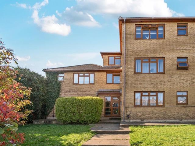 Apartment for rent in Barnehurst, Greater London