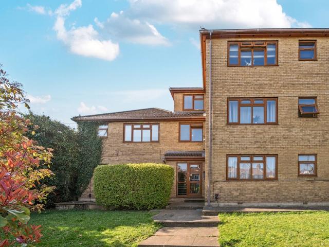 Apartment for rent in London Borough of Bexley, Greater London