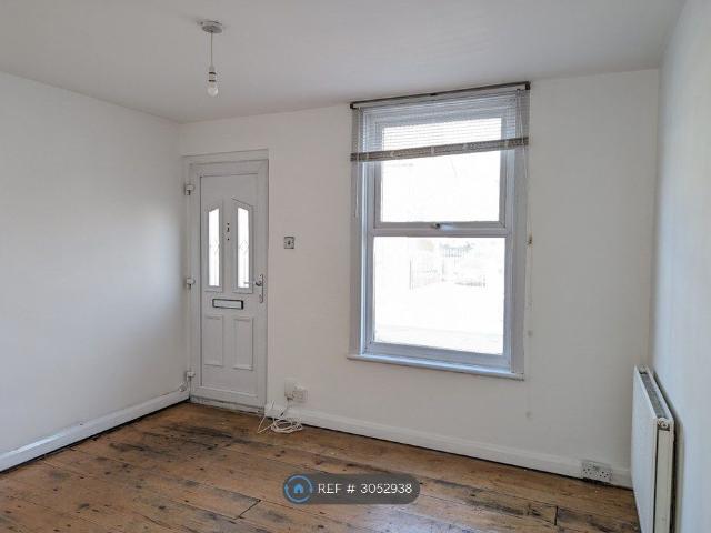 House for rent in Barnehurst, Greater London