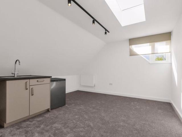 Studio for rent in High Barnet, Greater London