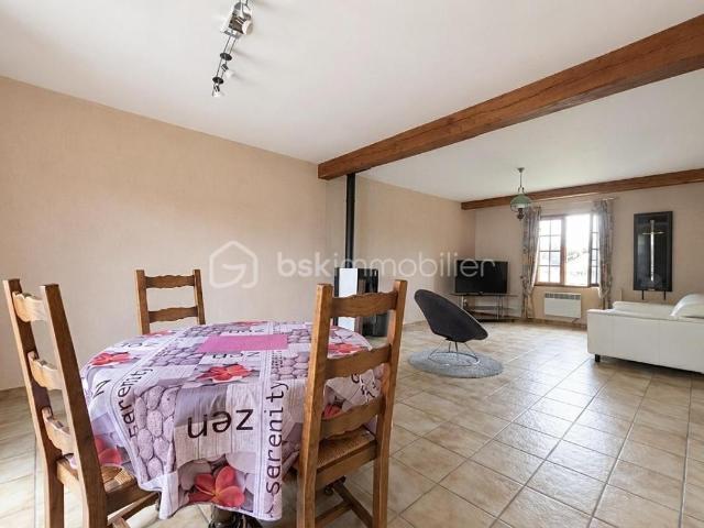 Maison vente à Senlis, Maysel