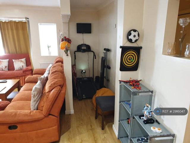House for rent in Dagenham, Greater London