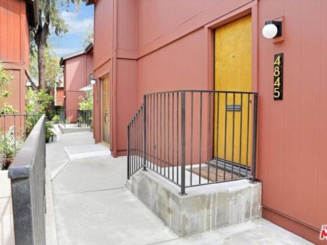 Condo for sale in Culver City, California