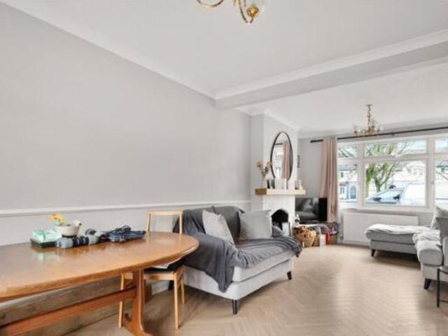 House for sale in Kingswood, North Watford