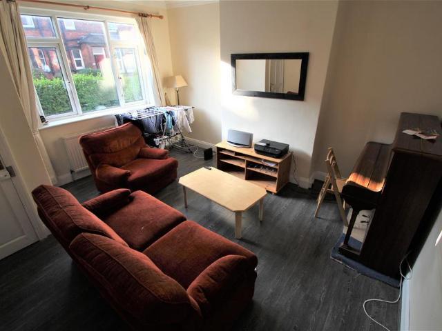 House for rent in Hyde Park, West Yorkshire