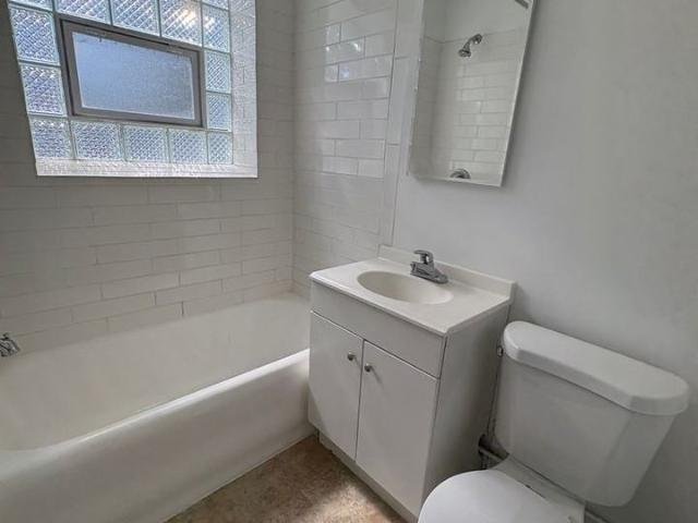 Apartment for rent in Maywood