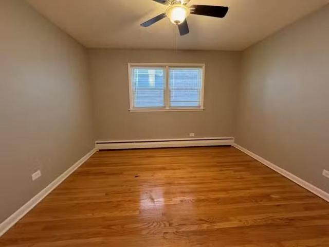 Condo for rent in Bedford Park