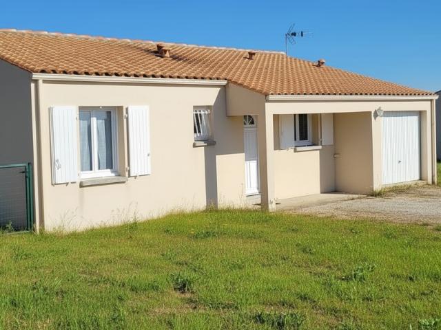 Maison vente à Saint-Jean-d'Angély, Mazeray