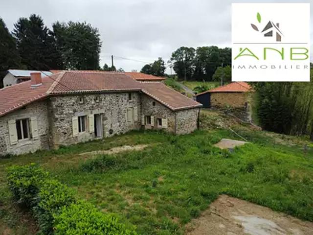 Maison vente à Confolens, Mazerolles