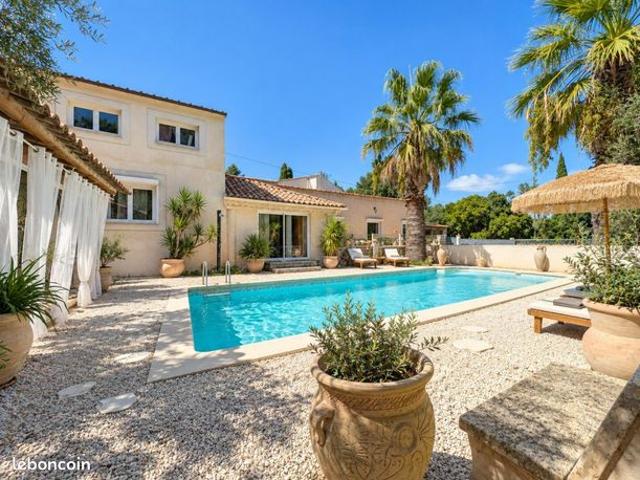 Maison vente à Nîmes, Gard
