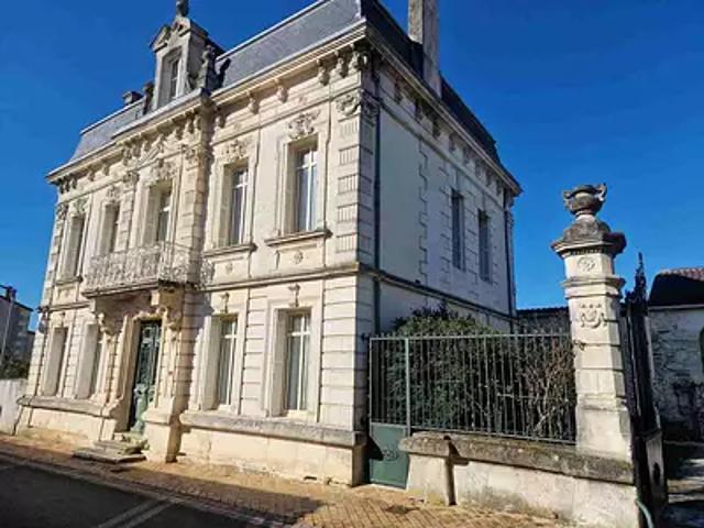 Maison vente à Blaye, Mazion
