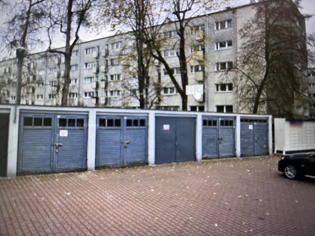 Garaż na sprzedaż w Warszawa, Mazowieckie