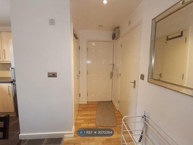 Apartment for rent in Haydon End, Blunsdon St Andrew