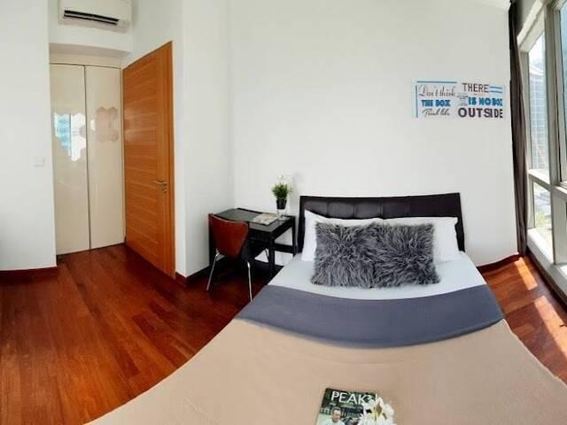 Room for rent