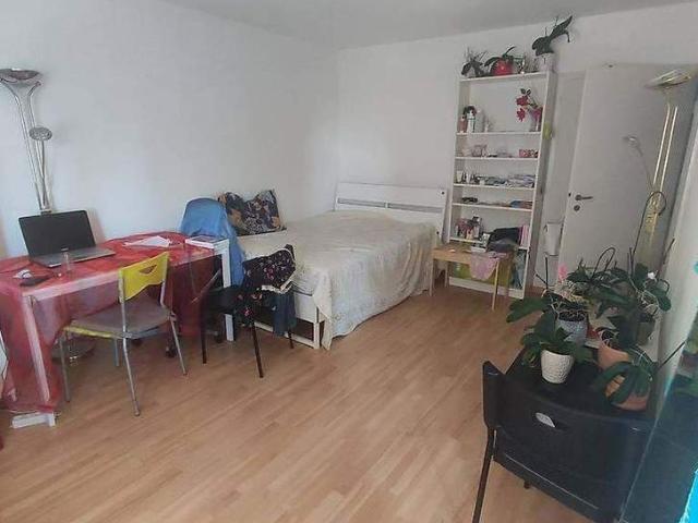 Wohnung mieten in Einigen, Zürich