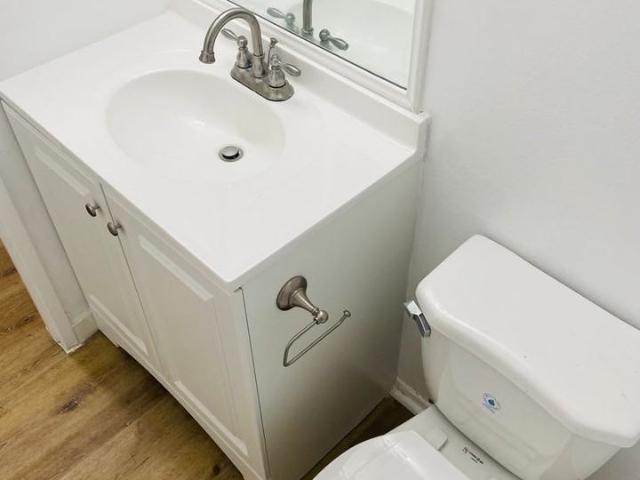 Apartment for rent in Canoga Park, California