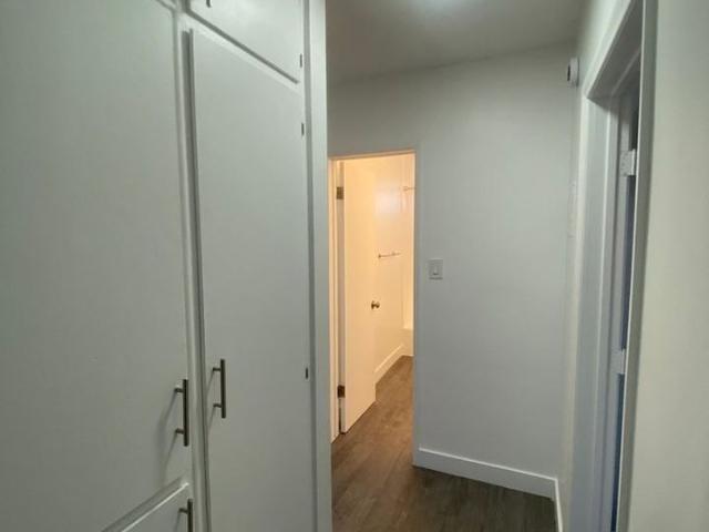 Apartment for rent in Canoga Park, California