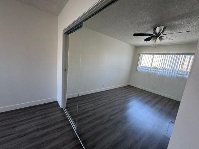 Apartment for rent in Canoga Park, California