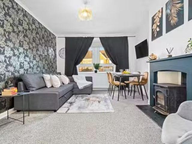 Apartment for rent in Viewpark, Scotland