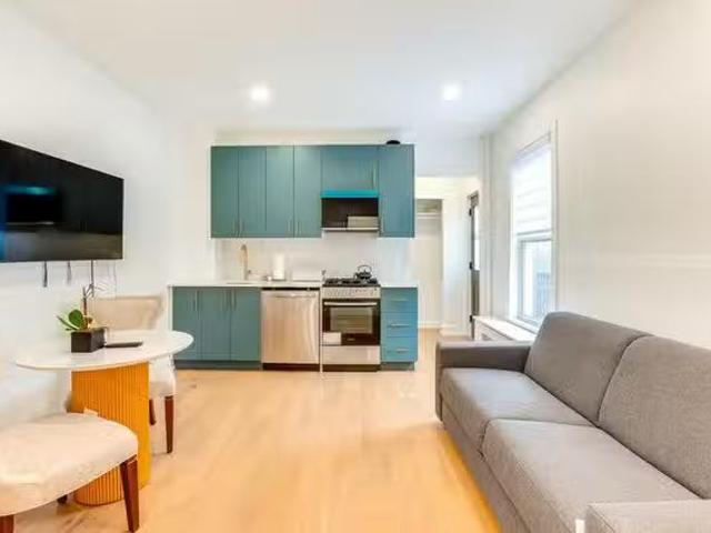 Apartment for rent in Glenwood, New York