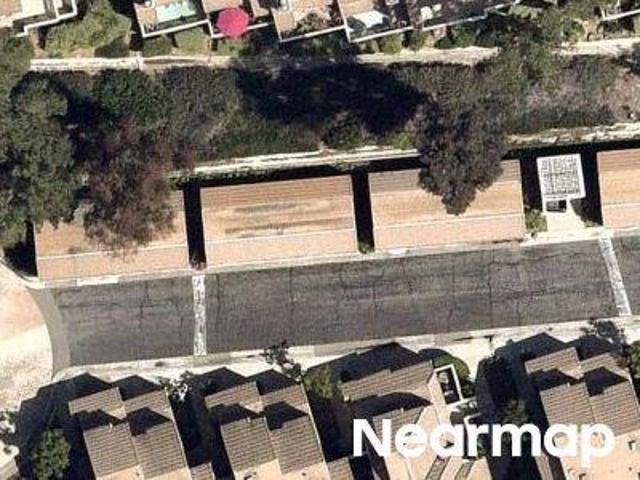 Condo for sale in Canyon Country, California
