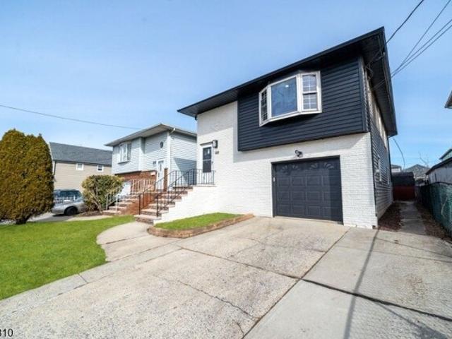 House for sale in Linden, New Jersey
