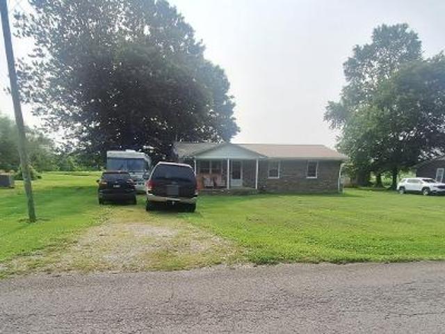 House for sale in Lawrenceburg House for sale in Lawrenceburg