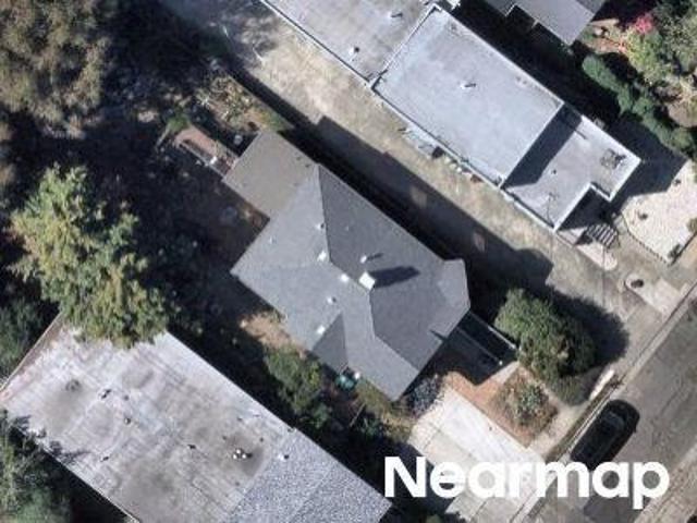 Condo for sale in Oakland, California