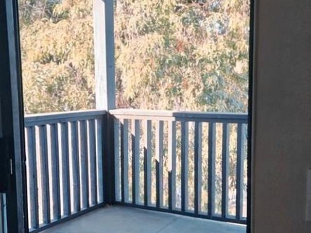 Apartment for rent in Sunland, Los Angeles