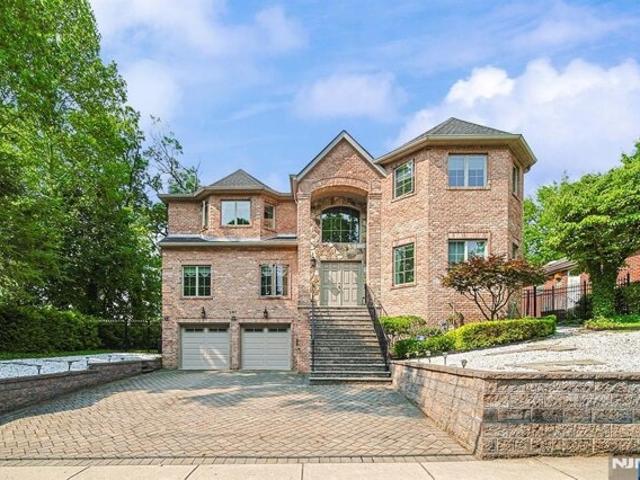 House for sale in Fort Lee, Bergen County