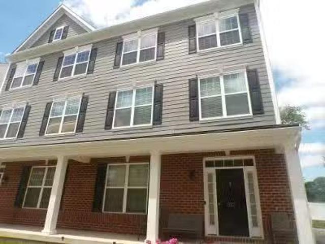 House for sale in Claymont