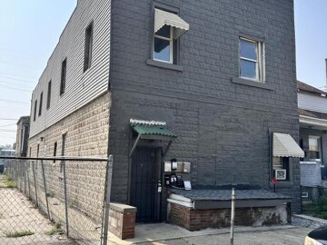 Apartment for sale in East Chicago