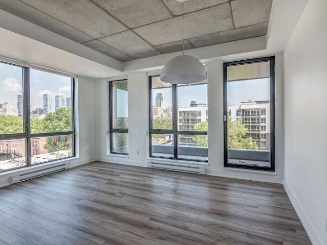 Apartment for rent in St. Leonard's, Quebec