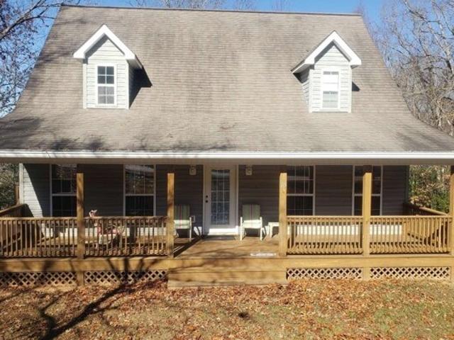 House for sale in Hayesville