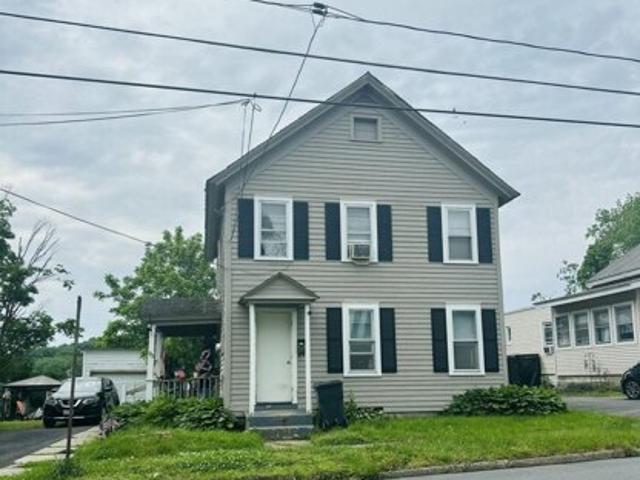 House for sale in Fort Edward