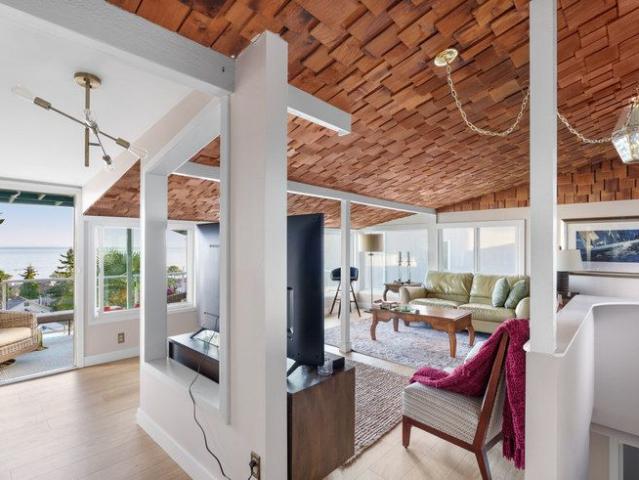 House for rent in White Rock, British Columbia