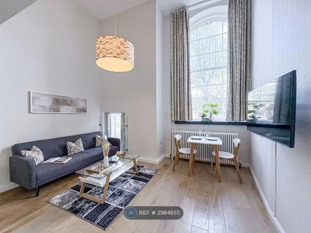 Apartment for rent in Powderhall, Broughton