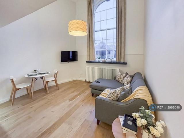 House for rent in Powderhall, Broughton