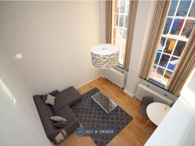 Apartment for rent in Powderhall, Broughton