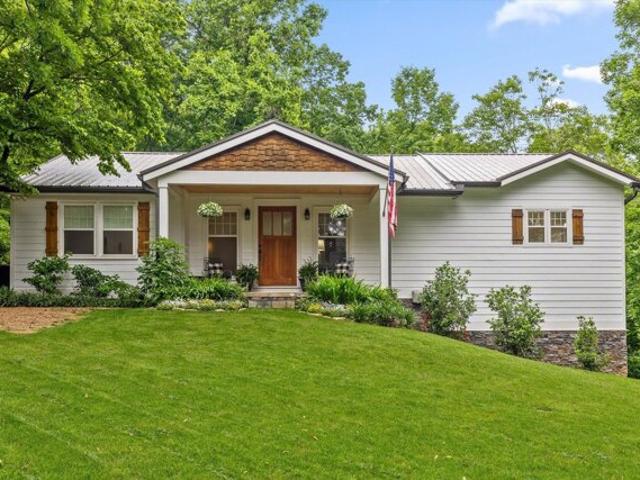 House for sale in Lookout Mountain, Georgia