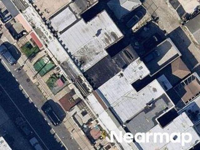 House for sale in Queens, Arverne
