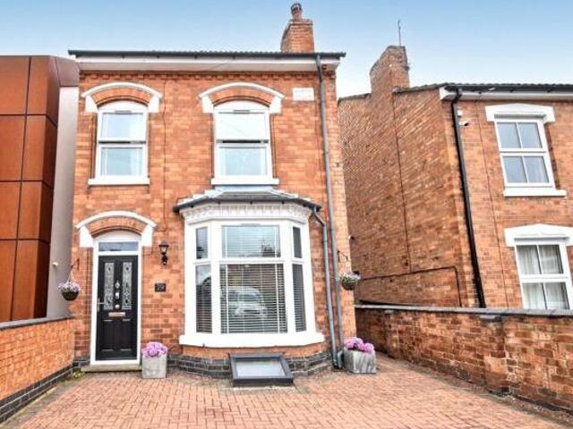House for sale in St John's, Worcestershire