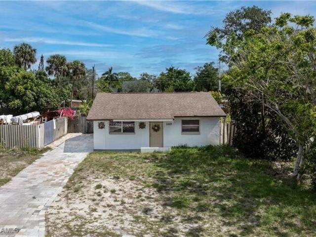 House for sale in Bonita Springs