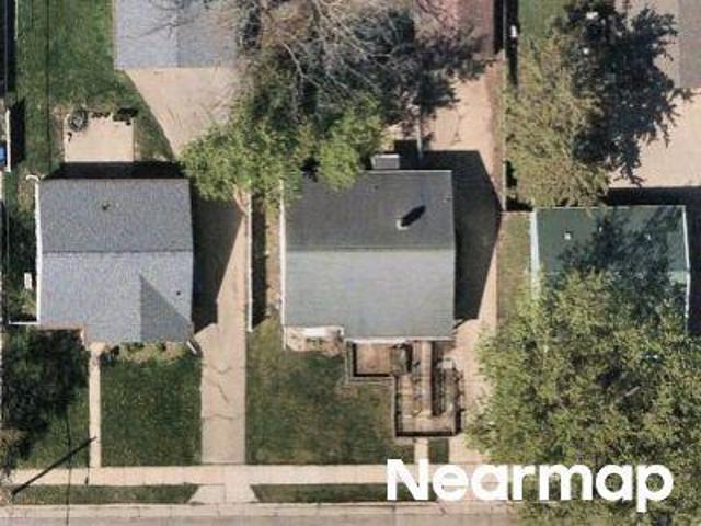 House for sale in Neenah House for sale in Neenah