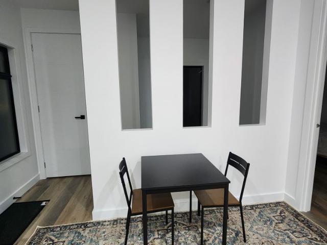 Room for rent in McKinnon, Melbourne