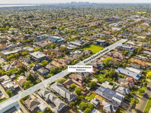 House for sale in Mckinnon