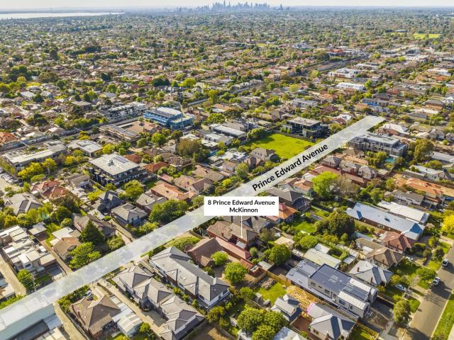 House for sale in Mckinnon