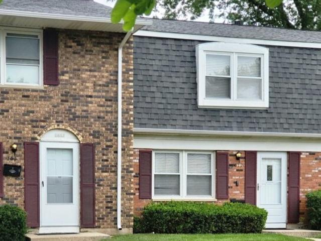 House for sale in Streamwood, Illinois