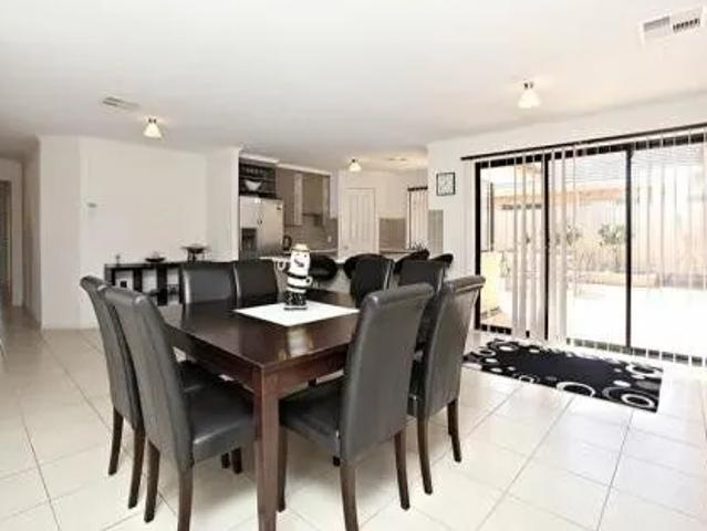 Room for rent in Adelaide